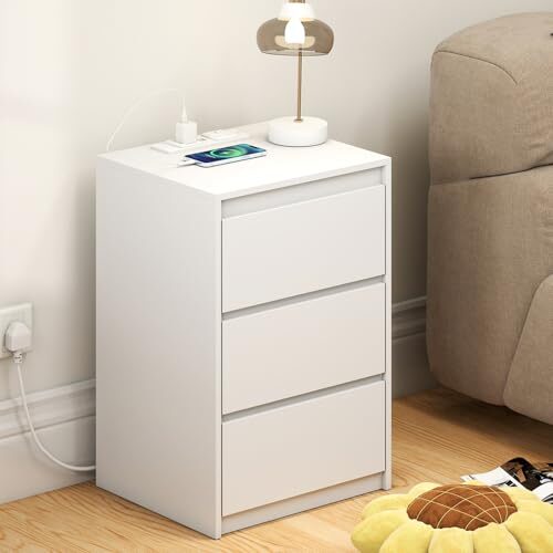 YOSHOOT Nachttisch, Beistelltisch 3 Schubladen und Steckdose, Nachtschrank 2 AC-Steckdosen, 2 USB-Anschlüsse, Schlafzimmer Arbeitszimmer Wohnzimmer, 40 * 35 * 59.5cm (weiß)